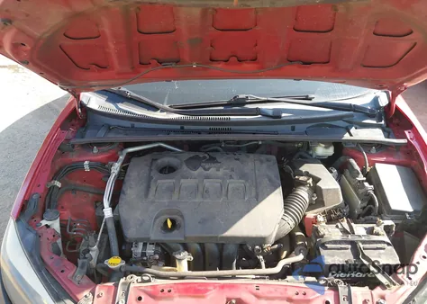 2015 Toyota Corolla Le z USA, uszkodzony, nr VIN 2T1BURHE8FC351416